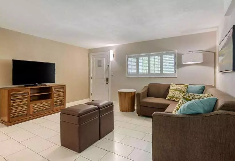 Seafarer Inn & Suites, Ascend Hotel Collection