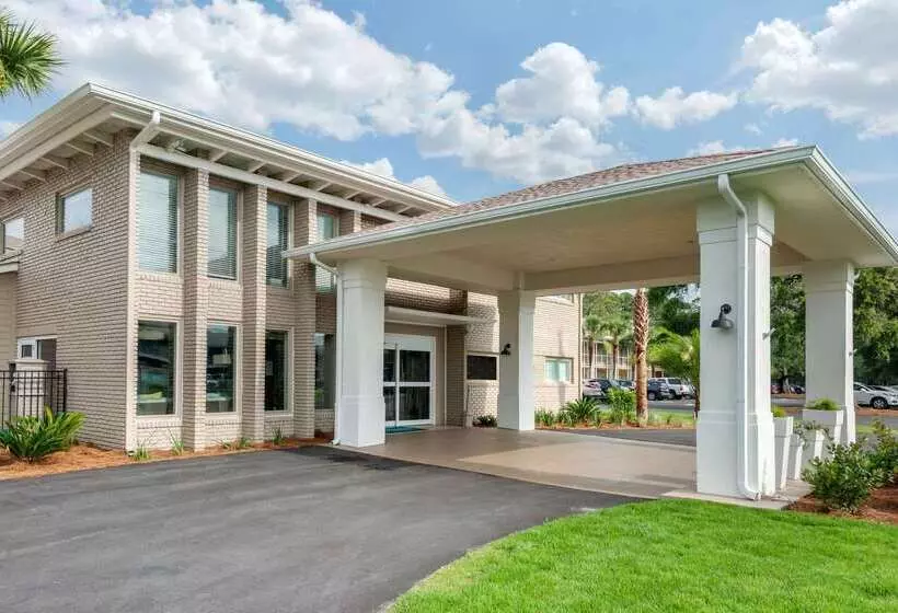 Seafarer Inn & Suites, Ascend Hotel Collection