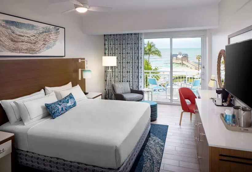 Hotel The Reach Key West, Curio Collection By Hilton