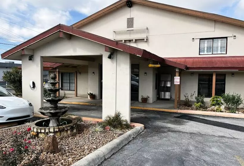 Motel 6 San Antonio, Tx I35 North Corridor