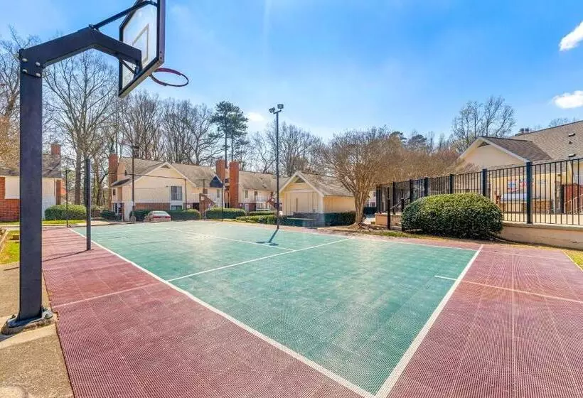 Avia Residences On Savoy Extended Stay