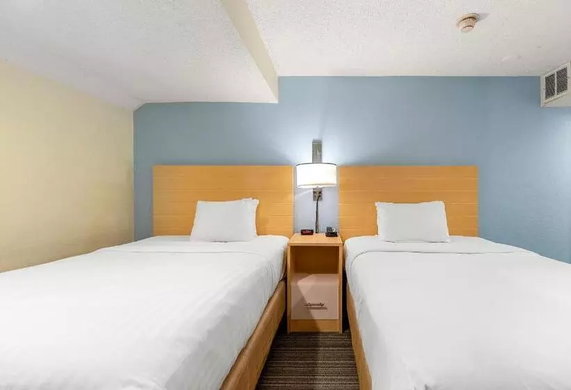 Avia Residences On Savoy Extended Stay