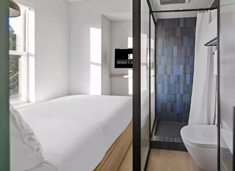 Riverside Tower Hotel