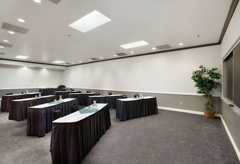 Shadow Ridge By All Seasons Resort Lodging