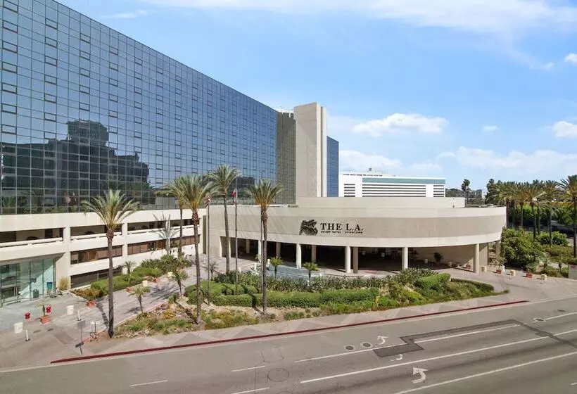 The La Grand Hotel Downtown