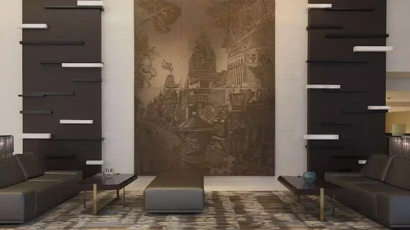 The La Grand Hotel Downtown