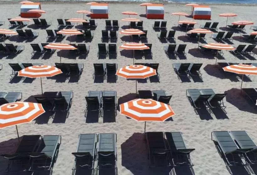 B Ocean Resort Fort Lauderdale Beach
