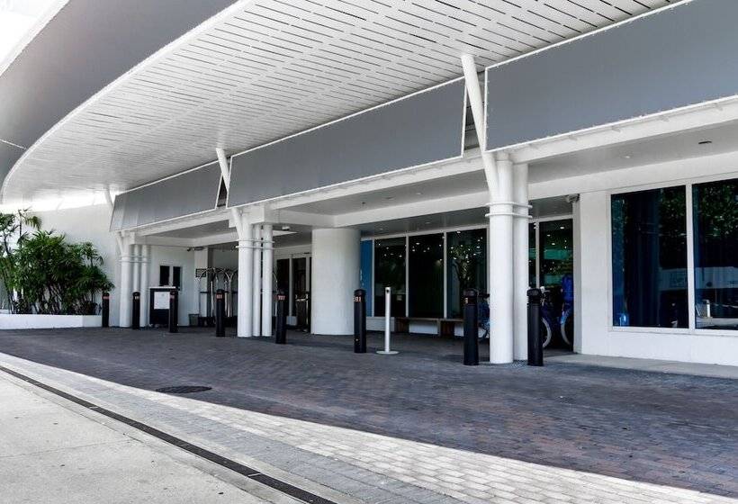 B Ocean Resort Fort Lauderdale Beach