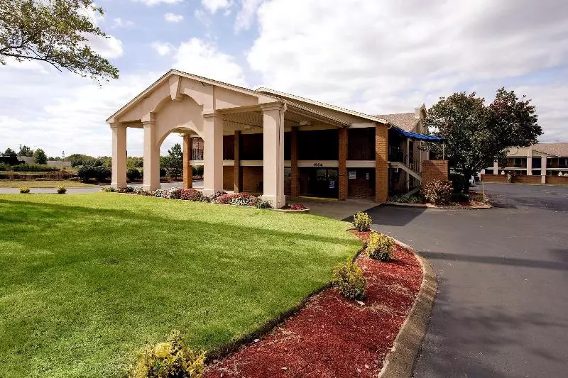 Hotel Americas Best Value Inn & Suites Murfreesboro