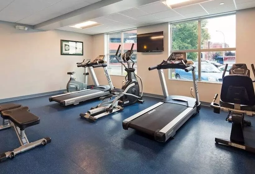 酒店 Best Western Plus Franklin Square Inn