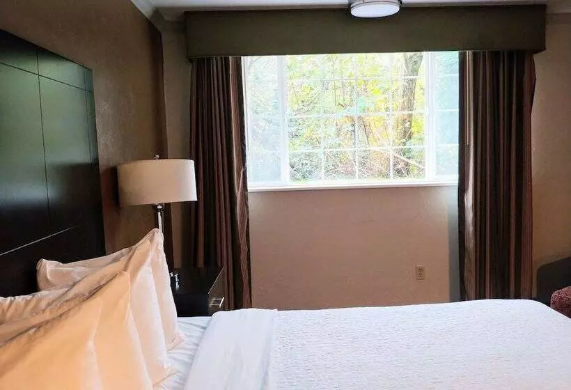 Otel Best Western Plus Parkway Inn