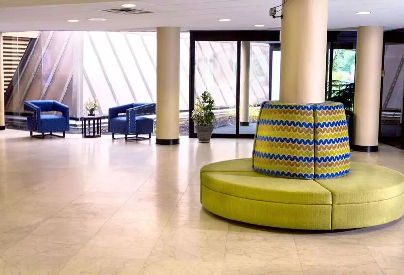 Doubletree By Hilton Hotel Portland