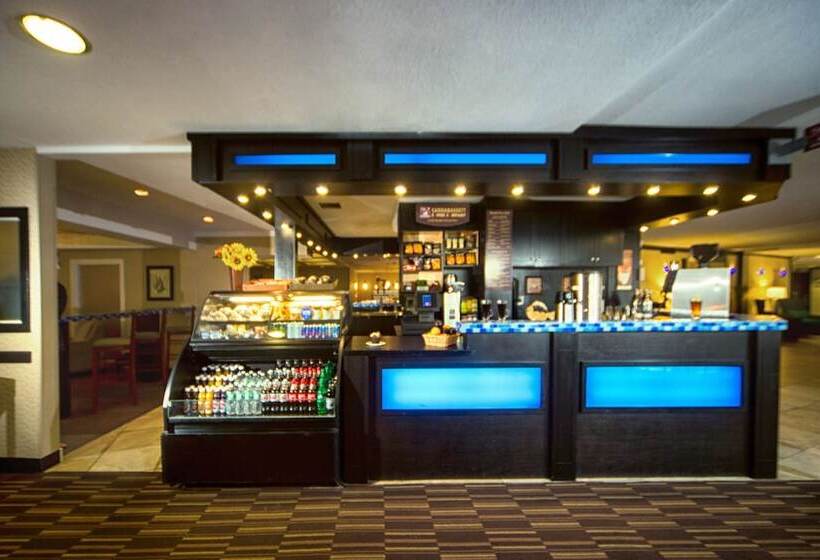 Doubletree By Hilton Hotel Portland