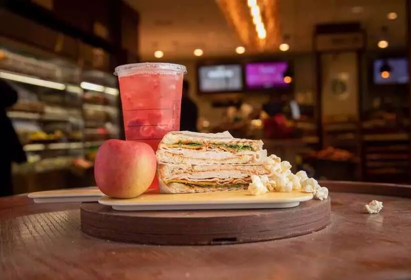 בית מלון כפרי Hilton Chicago