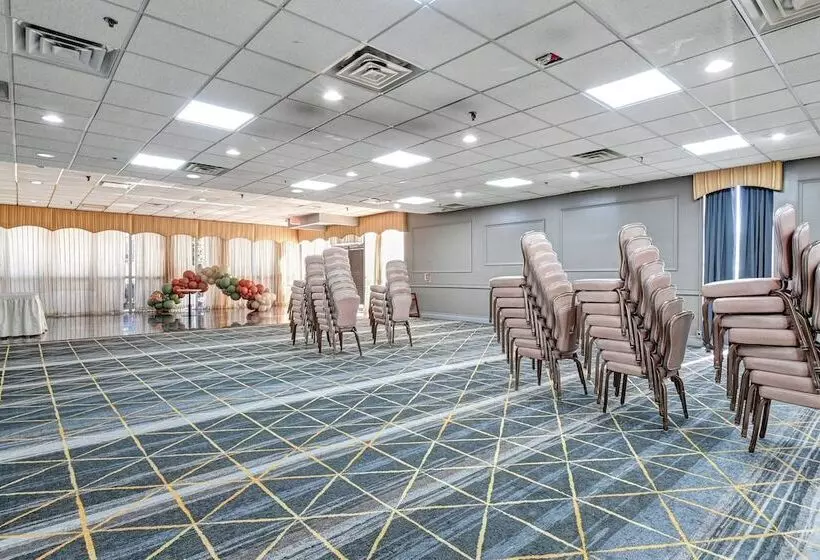 Hotel Holiday Inn   Piscataway   Somerset, An Ihg