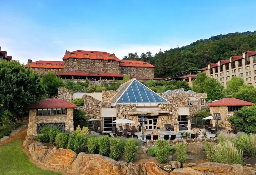 فندق The Omni Grove Park Inn & Spa   Asheville