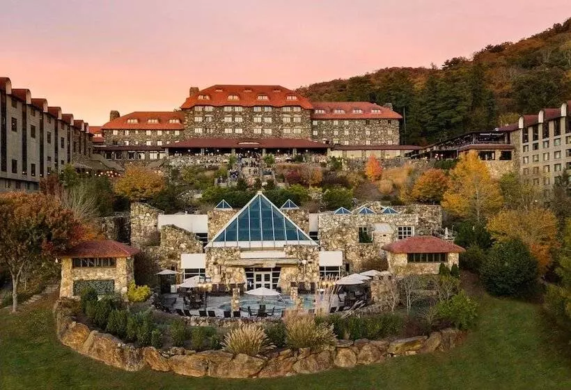 فندق The Omni Grove Park Inn & Spa   Asheville