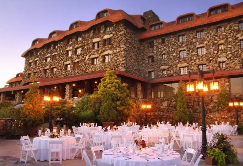 فندق The Omni Grove Park Inn & Spa   Asheville
