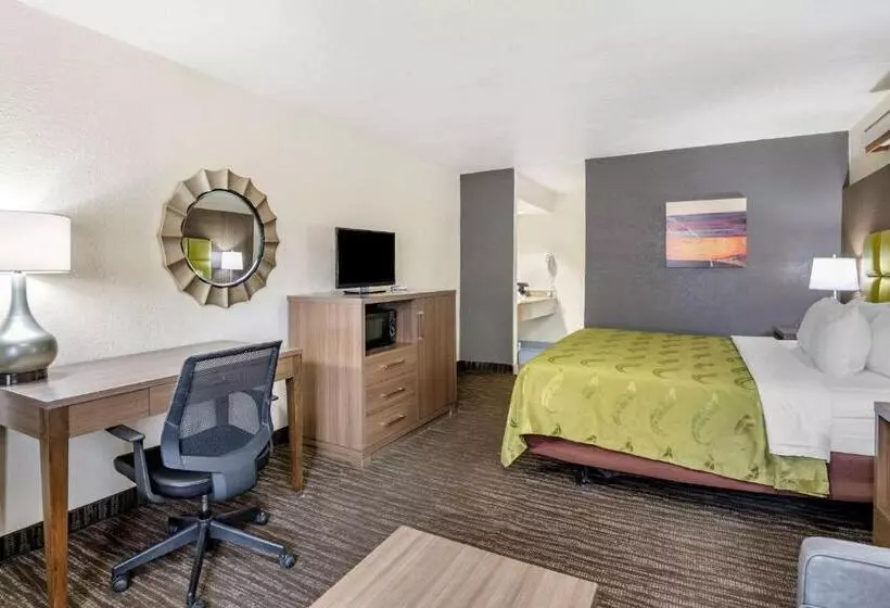 בית מלון כפרי Quality Inn San Angelo
