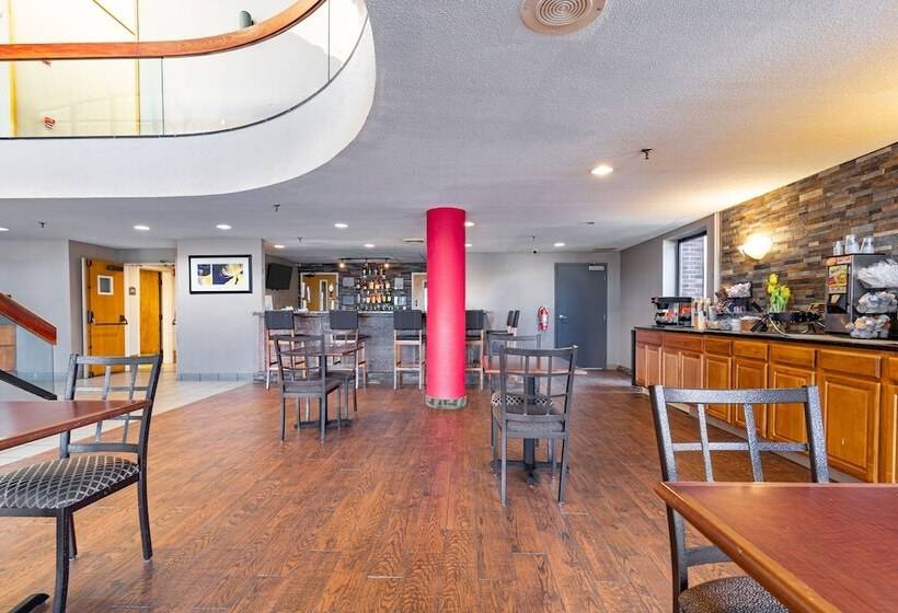 בית מלון כפרי Ramada By Wyndham Columbus North