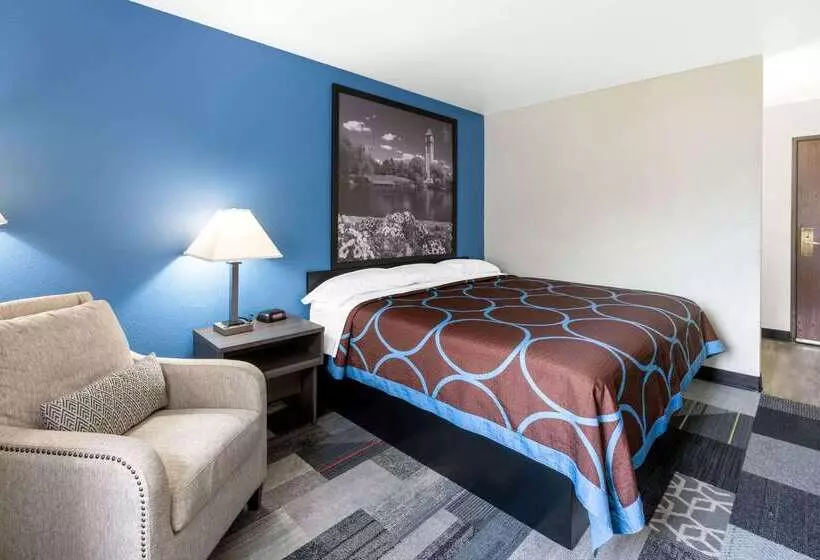 فندق Super 8 By Wyndham Spokane Valley