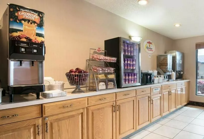 ホテル Super 8 Rapid City Lacrosse St