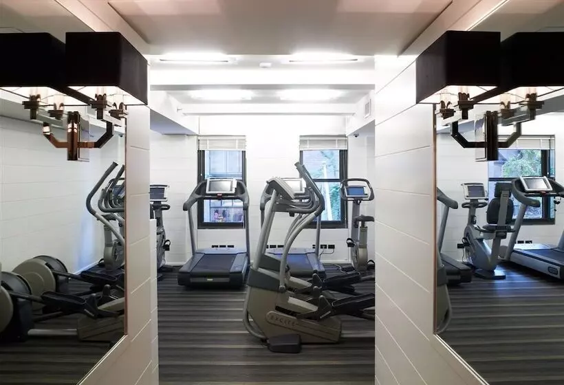 فندق The Carlyle, A Rosewood