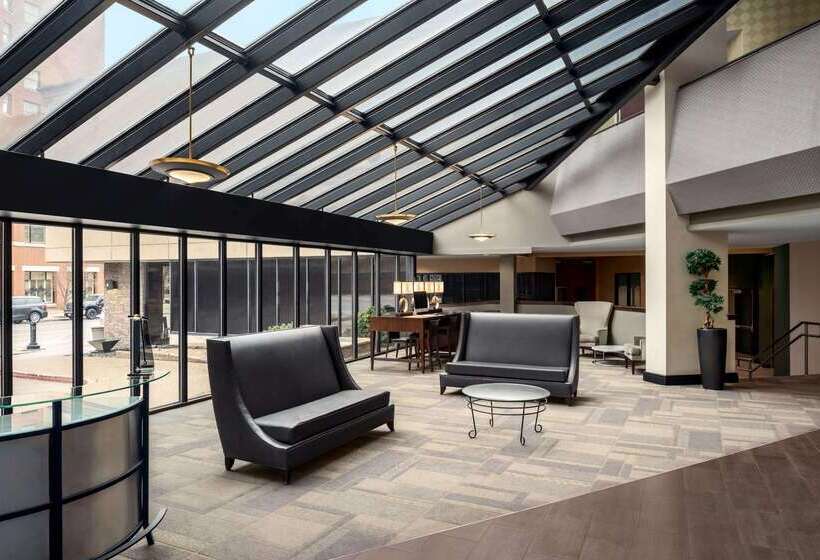 فندق Wyndham Springfield City Centre