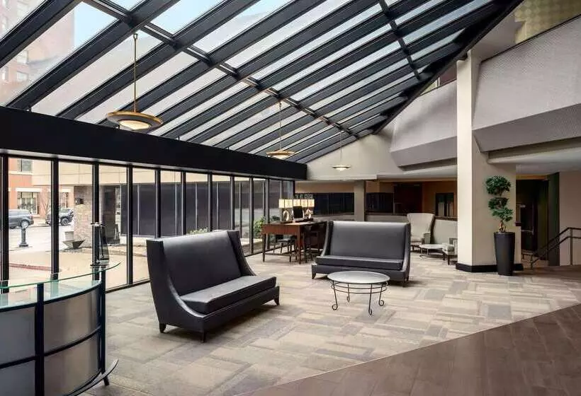 ホテル Wyndham Springfield City Centre