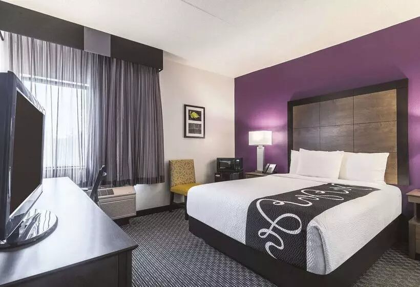 La Quinta By Wyndham Salem Nh