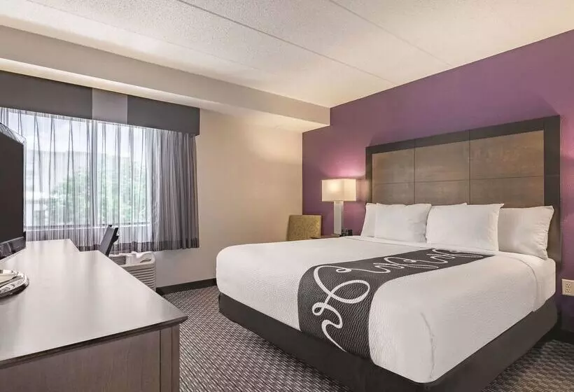 La Quinta By Wyndham Salem Nh