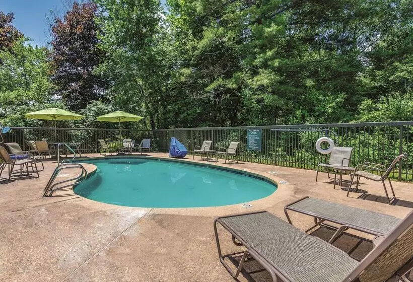 La Quinta By Wyndham Salem Nh