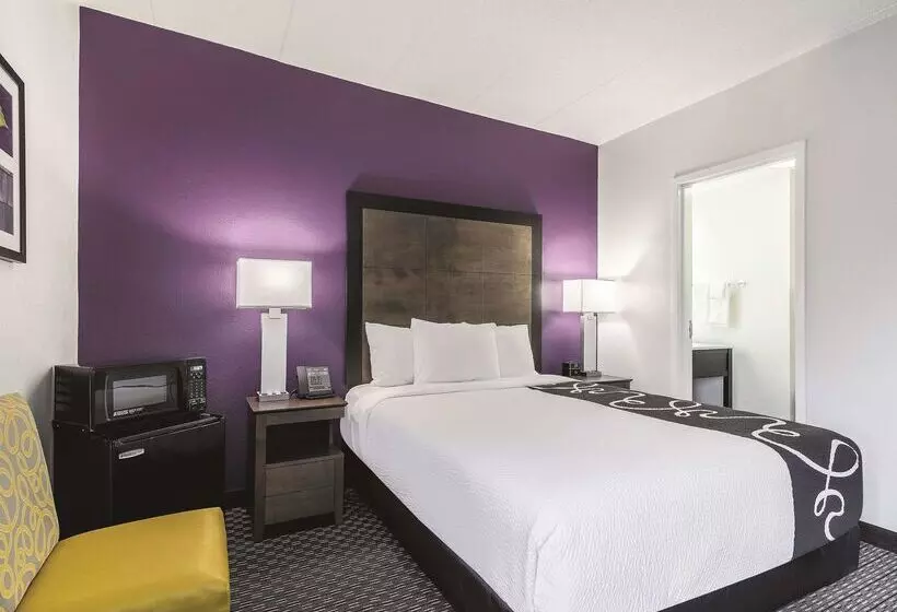 La Quinta By Wyndham Salem Nh