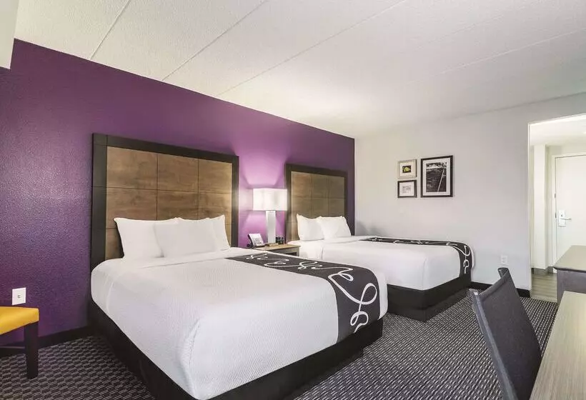 La Quinta By Wyndham Salem Nh