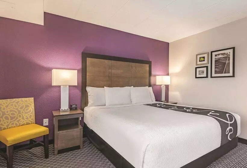 La Quinta By Wyndham Salem Nh