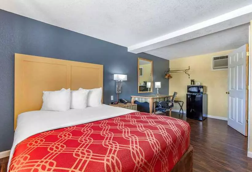 Мотель Econo Lodge Clovis