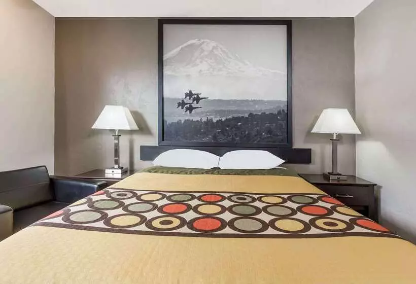 汽车旅馆 Super 8 By Wyndham Bremerton