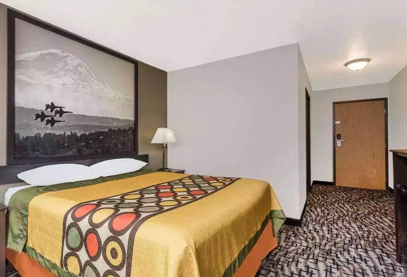 汽车旅馆 Super 8 By Wyndham Bremerton