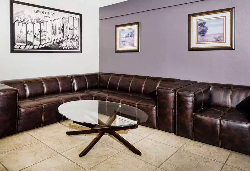 汽车旅馆 Super 8 By Wyndham Bremerton