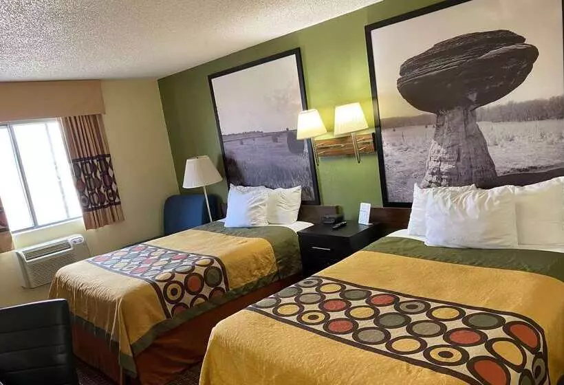 فندق على الطريق Super 8 By Wyndham Colby