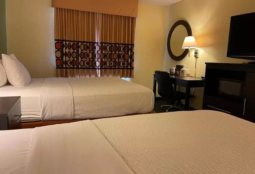 فندق على الطريق Super 8 By Wyndham Colby