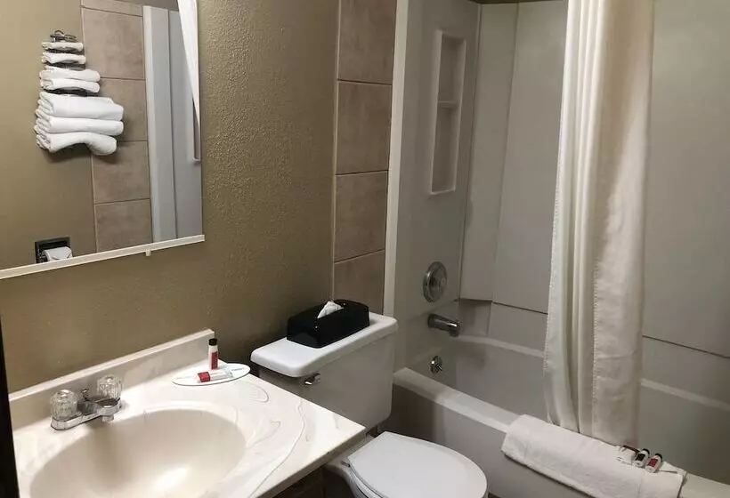 Мотель Super 8 By Wyndham Crystal Lake