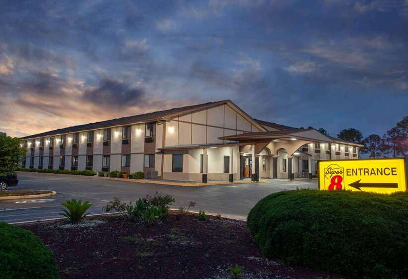 מוטל Super 8 By Wyndham Waycross Ga