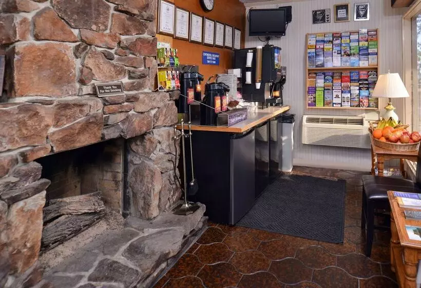 בית מלון כפרי Americas Best Value Inn Lake Tahoetahoe City