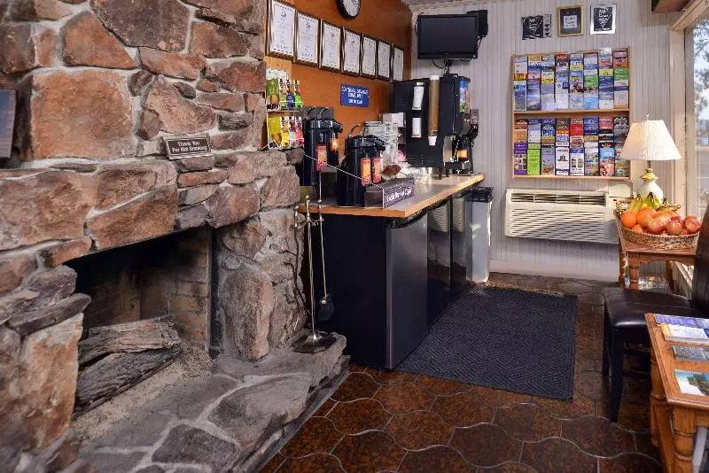 בית מלון כפרי Americas Best Value Inn Lake Tahoetahoe City