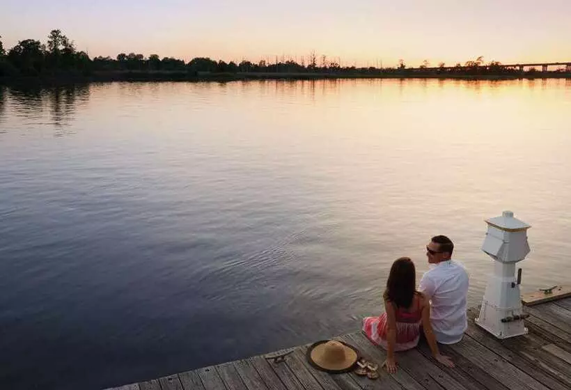 בית מלון כפרי Ballast Wilmington, Tapestry Collection By Hilton