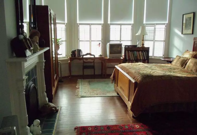 ホテル Berney Fly Bed And Breakfast