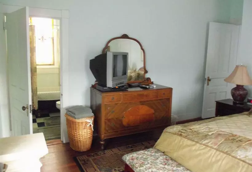 ホテル Berney Fly Bed And Breakfast