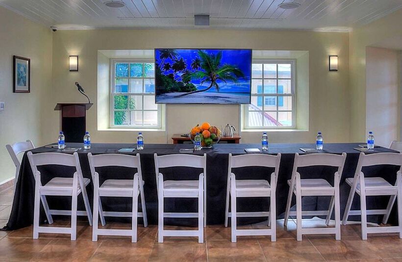 هتل Company House