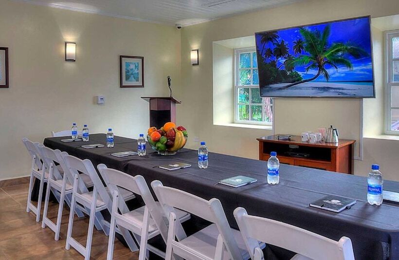 هتل Company House